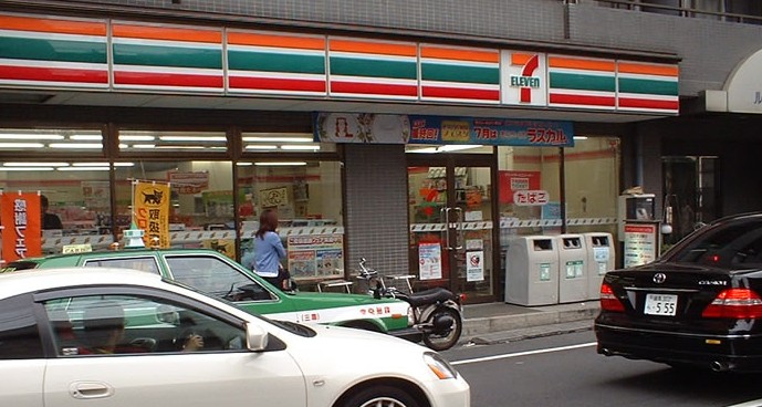 コンビニ　セブン‐イレブン 渋谷笹塚東店（コンビニ）まで908m