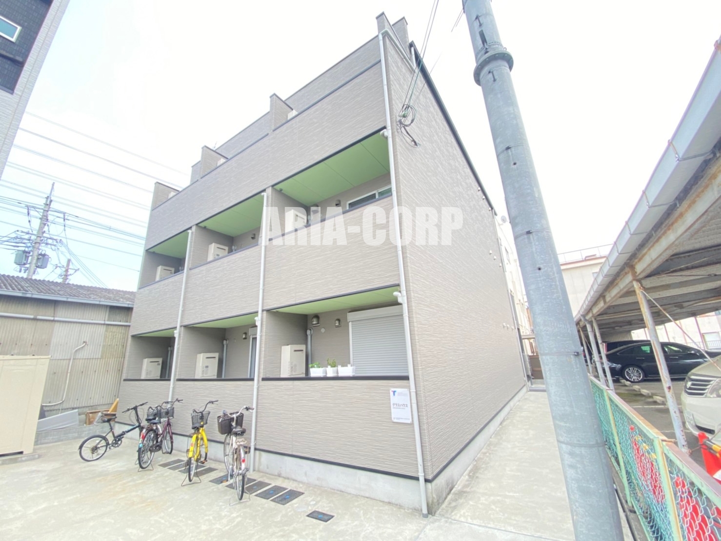 建物外観　2018年完成、大手ハウスメーカー施工デザイナーズアパート！