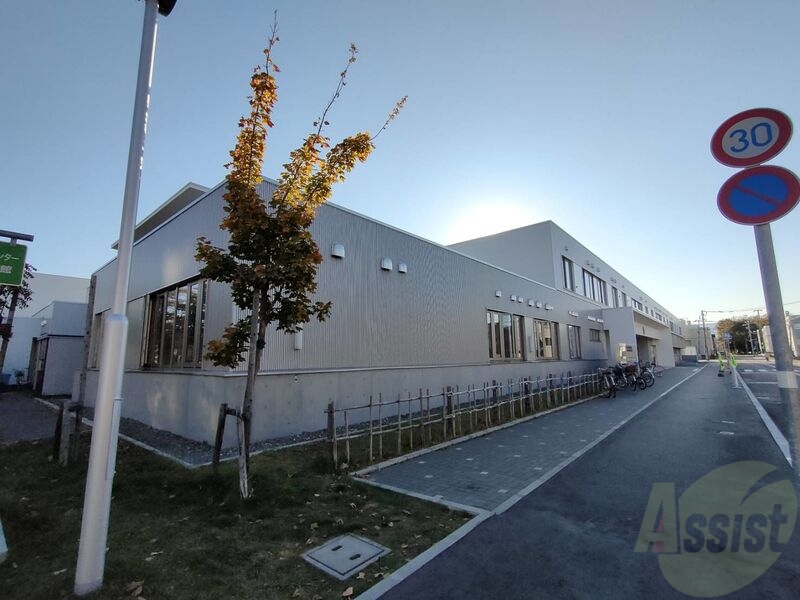 小学校　札幌市立栄西小学校（小学校）まで148m