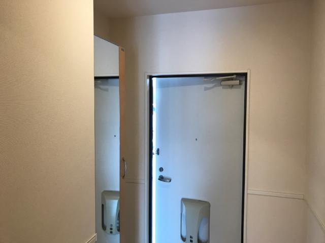 玄関　玄関