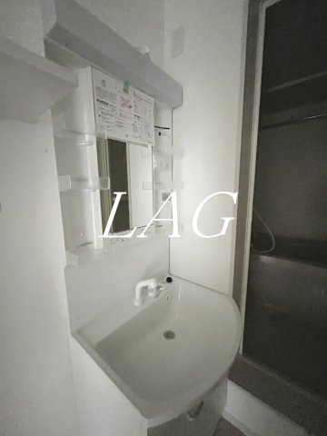 洗面設備　洗面台です。