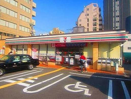 コンビニ　セブンイレブン大阪塩草3丁目店（コンビニ）まで360m