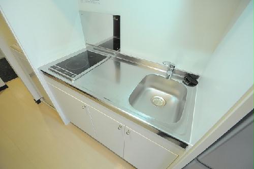 キッチン　実際のお部屋と異なる場合がございます。