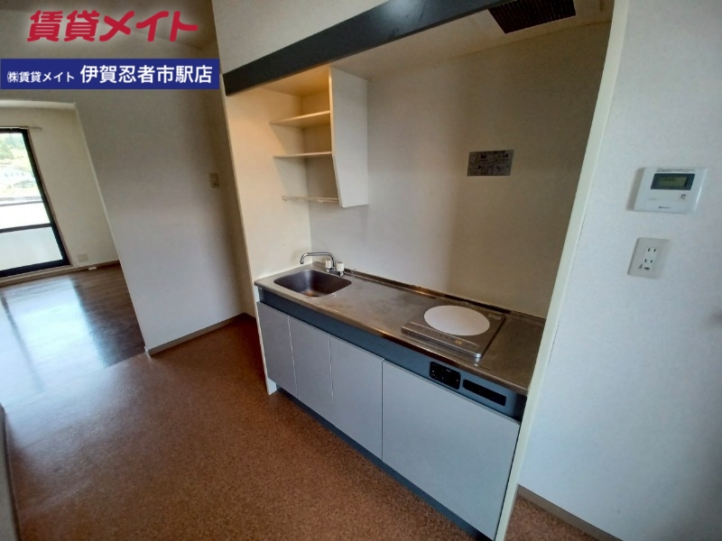 キッチン　同型写真