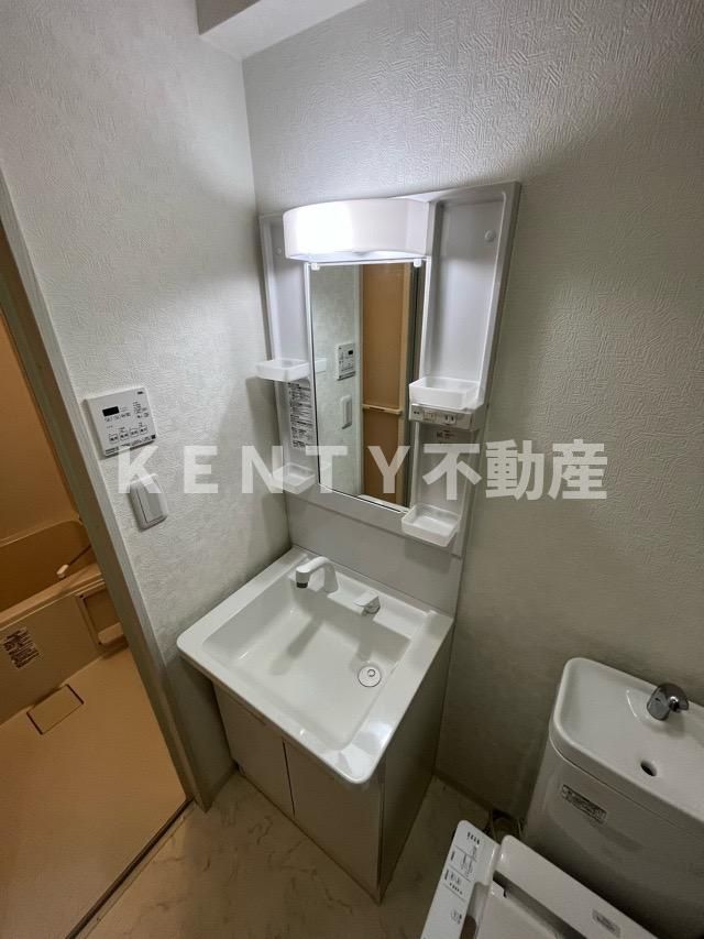 洗面設備　使いやすい洗面所です