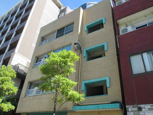建物外観　外装はリフレッシュ済みできれいです