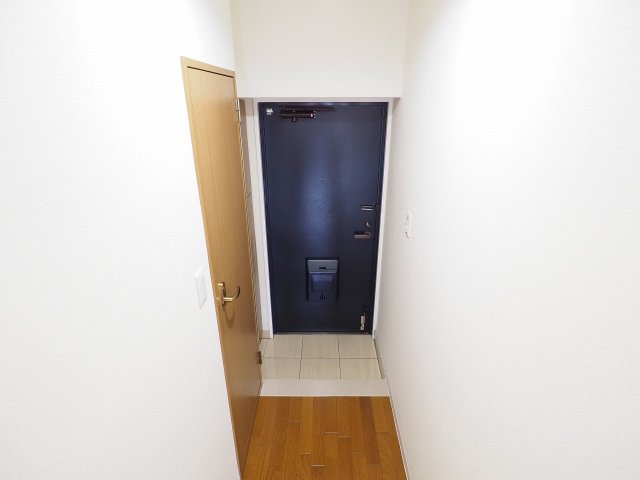 ラムール住吉の玄関写真