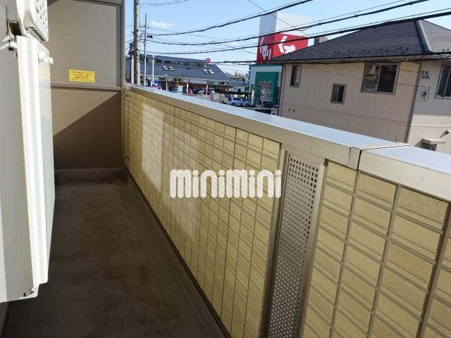 バルコニー　日当たりが良いベランダです。