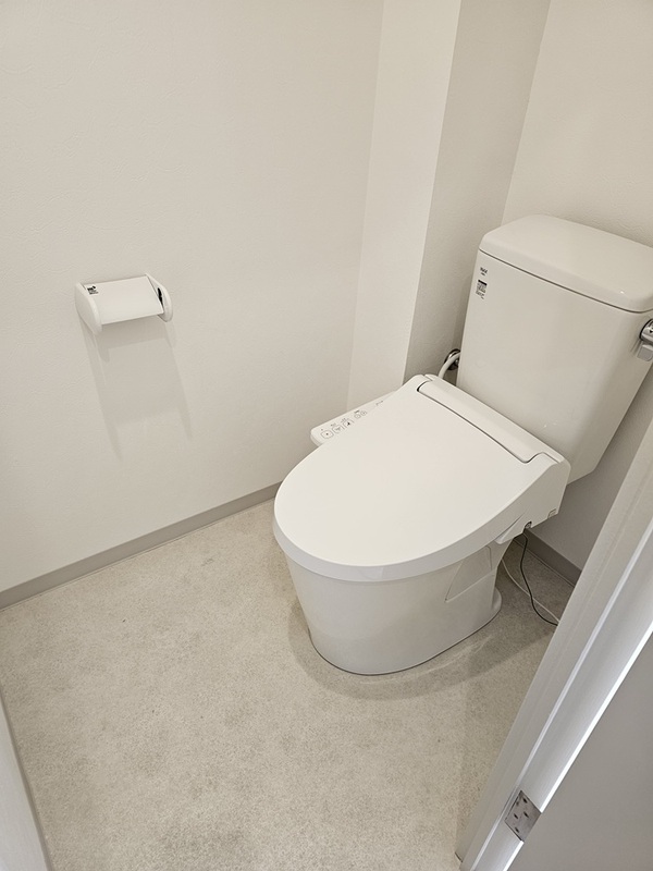 西所沢椿峰ニュータウン105街区1号棟のトイレ写真