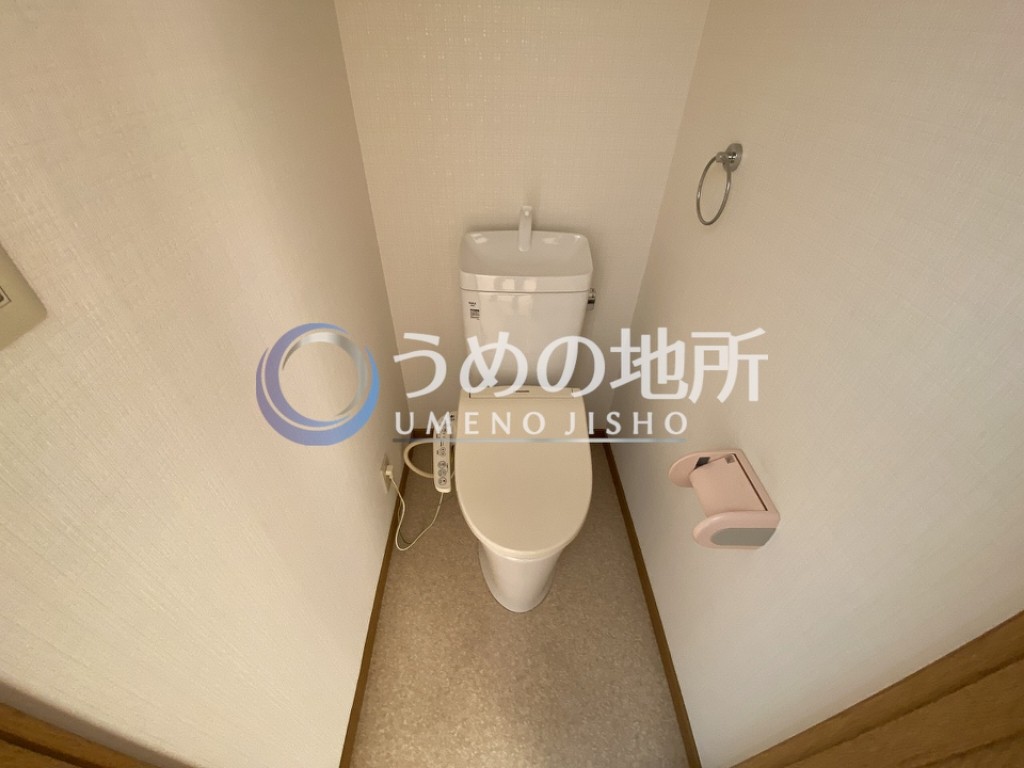 西鉄天神大牟田線 櫛原駅 徒歩20分 3階建 築29年のトイレ写真
