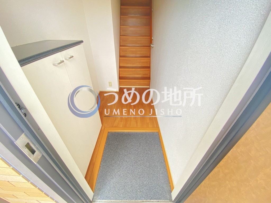 ＪＲ久大本線 南久留米駅 徒歩20分 2階建 築19年の玄関写真