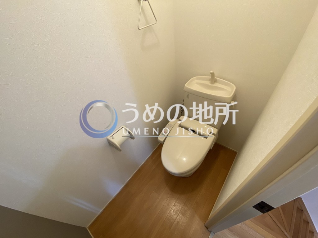 ＪＲ久大本線 南久留米駅 徒歩20分 2階建 築19年のトイレ写真