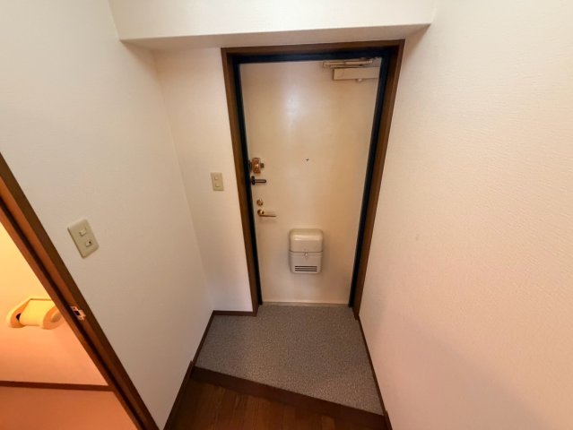 シェルデュ甲子園口の玄関写真