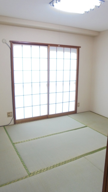 水澤ハイツの居間写真