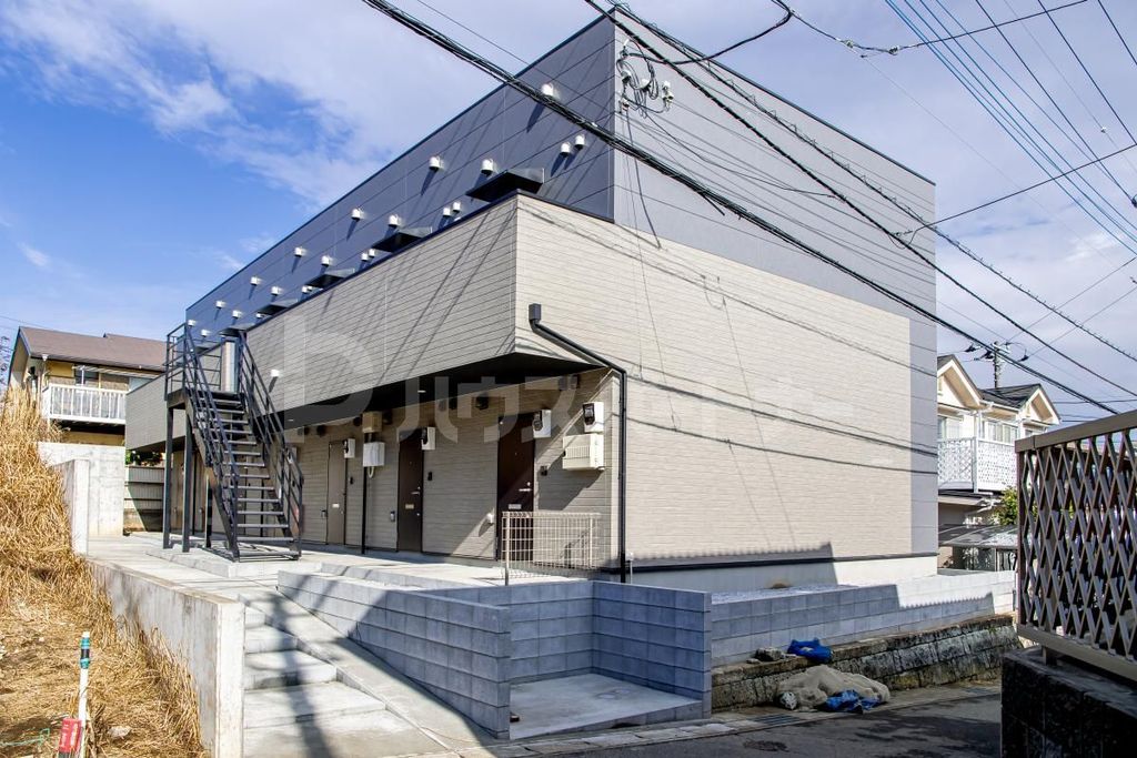 CRELISS柏西町の外観写真