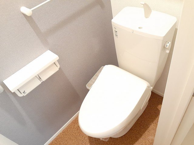 トイレ　落ち着いたトイレです