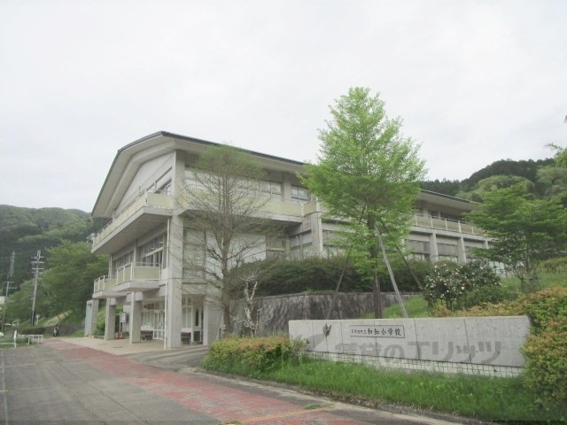 ＪＲ山陰本線 下山駅 徒歩26分 2階建 築49年の周辺写真