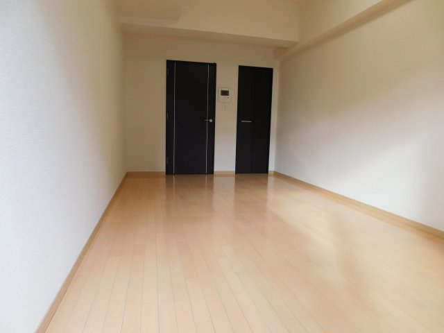 ベレーサ名駅ウエストの居間写真