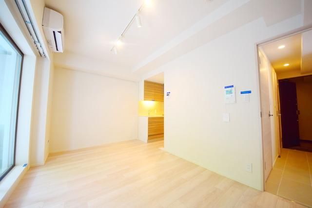 居室・リビング　★★白を基調とした明るいお部屋★★