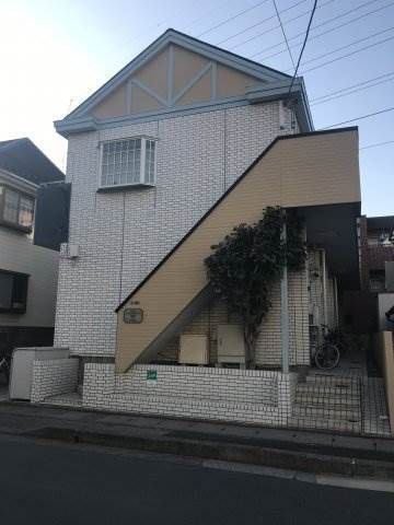 ローズアパートQ63番館の外観写真