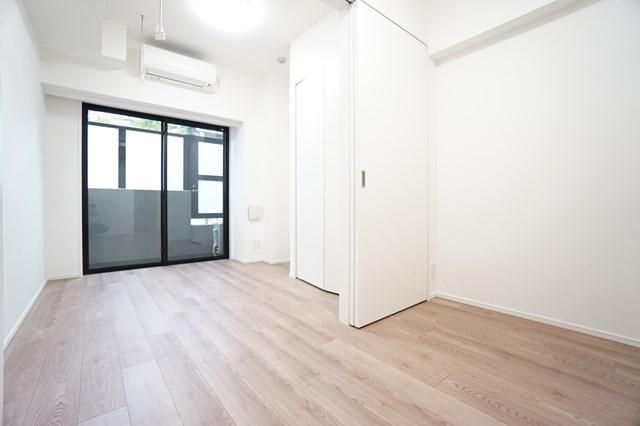 東急目黒線 西小山駅 徒歩10分 6階建 築5年の居間写真