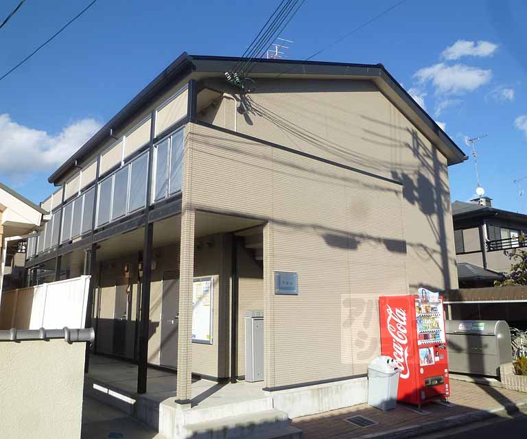レオパレスダボスの外観写真
