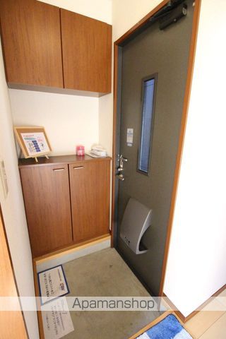 一刻館壱号棟の玄関写真