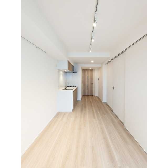 ORME COURT YOTSUYAの居間写真