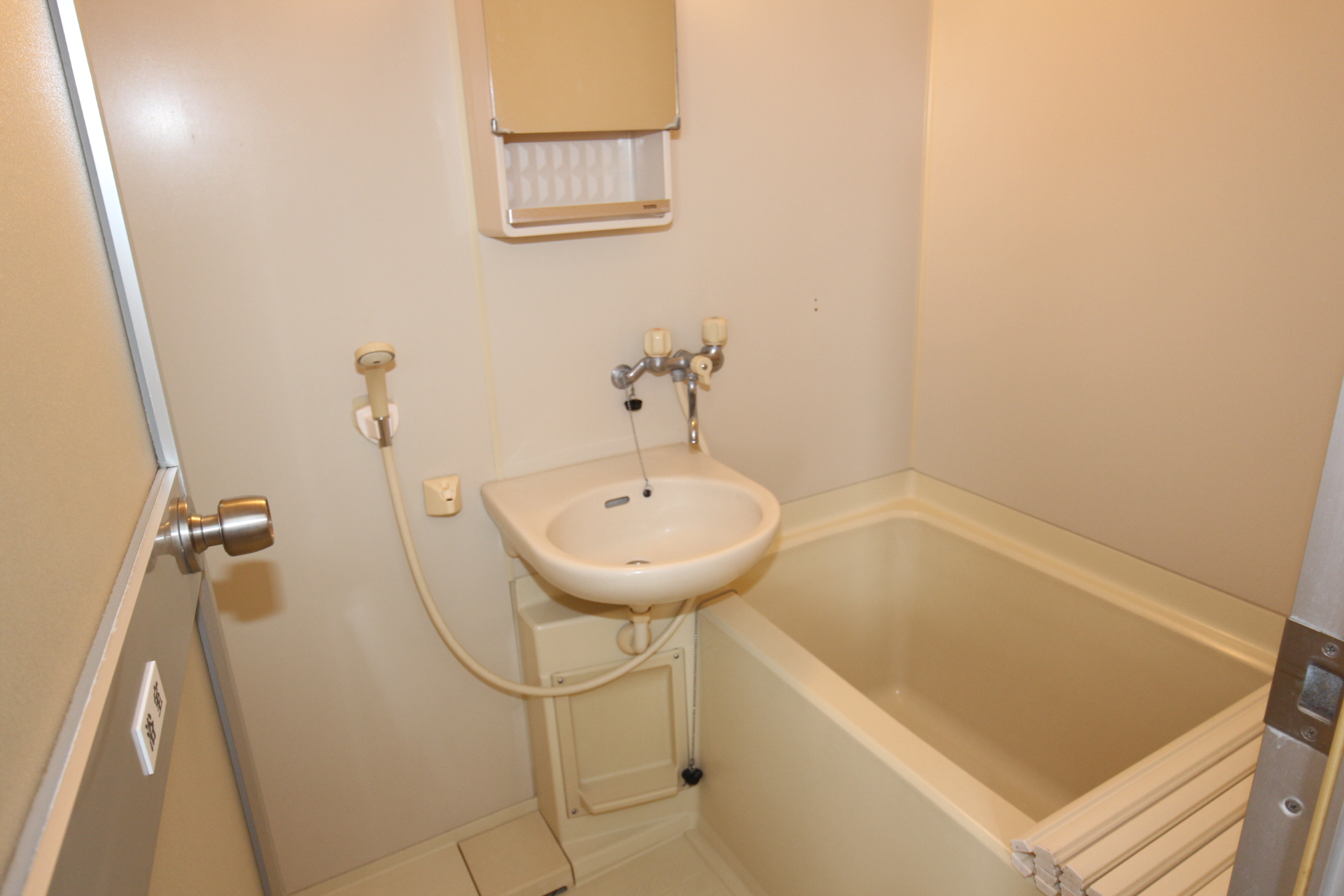 バス・シャワールーム　風呂、洗面化粧台