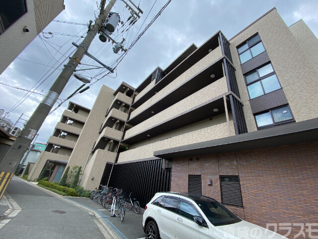 建物外観　２０１６年５月築まだまだ新しいです♪