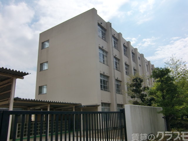 中学校　大阪市立新北野中学校（中学校）まで900m
