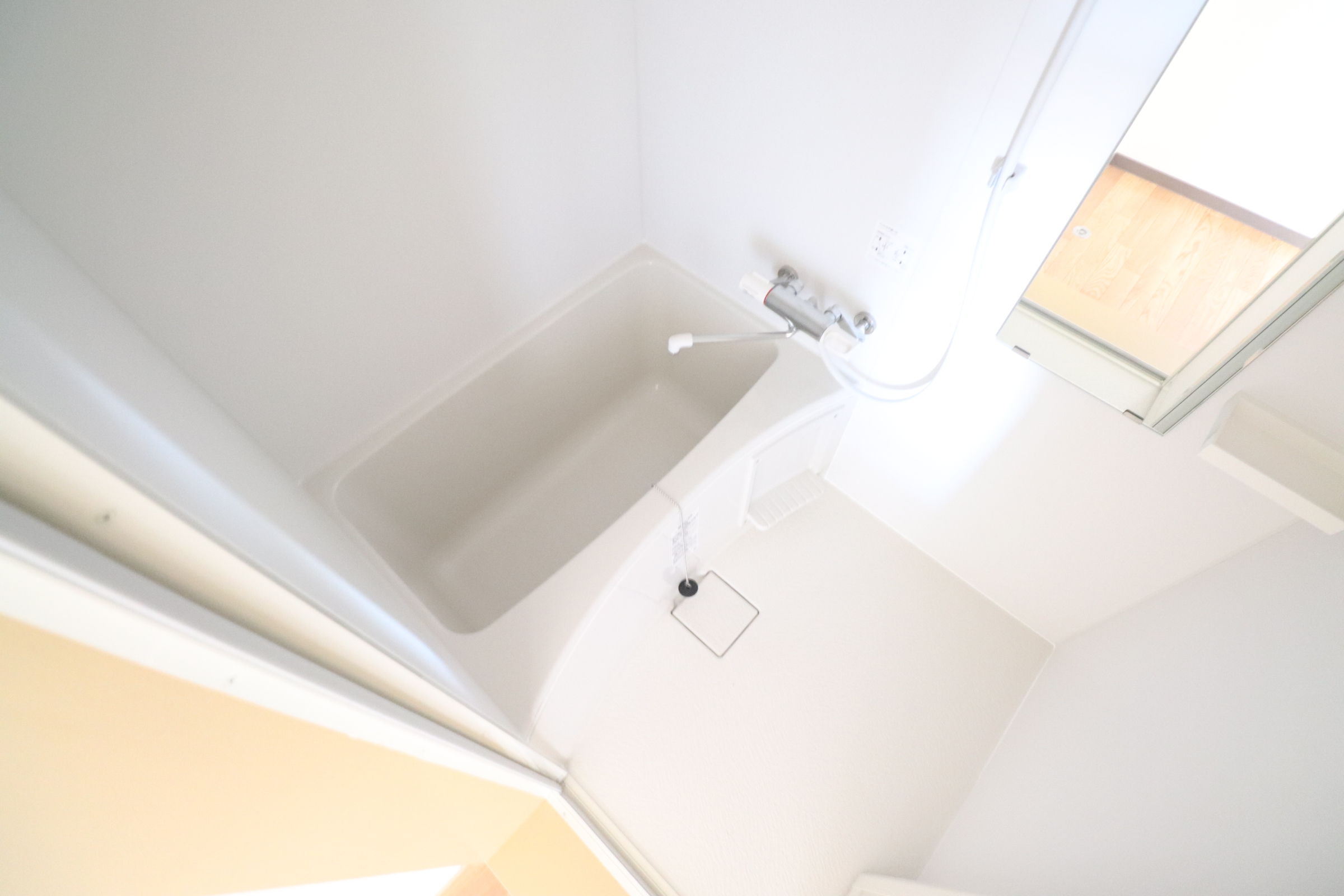 バス・シャワールーム　バスルームです！