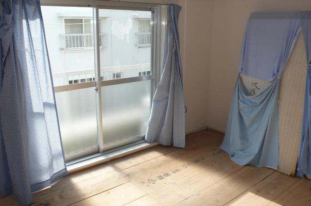 居室・リビング　※同タイプ部屋の写真です。