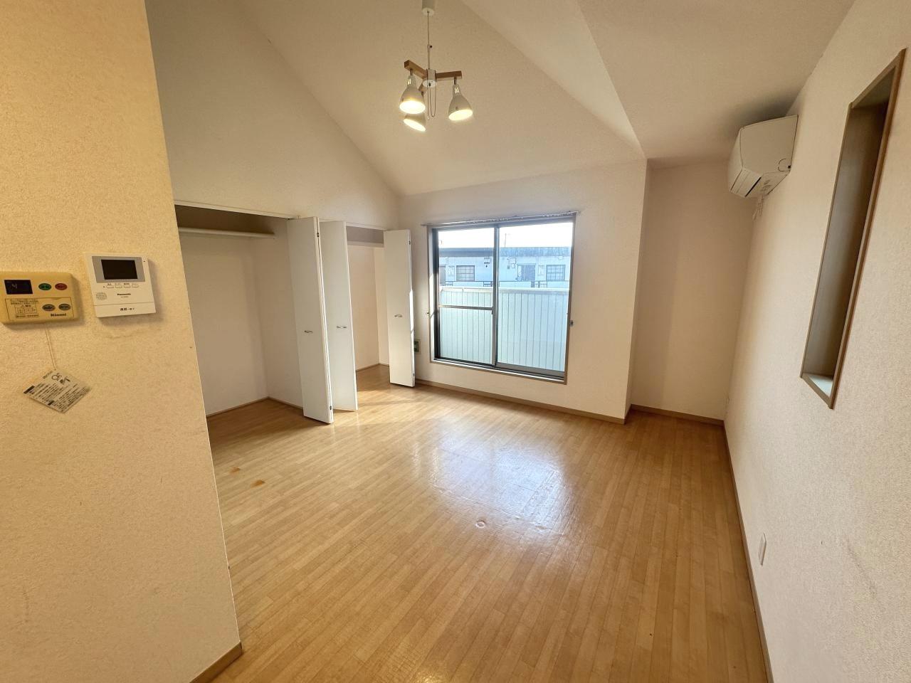 居室・リビング　洋室