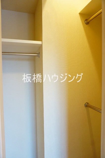 収納　ウォークインクローゼット