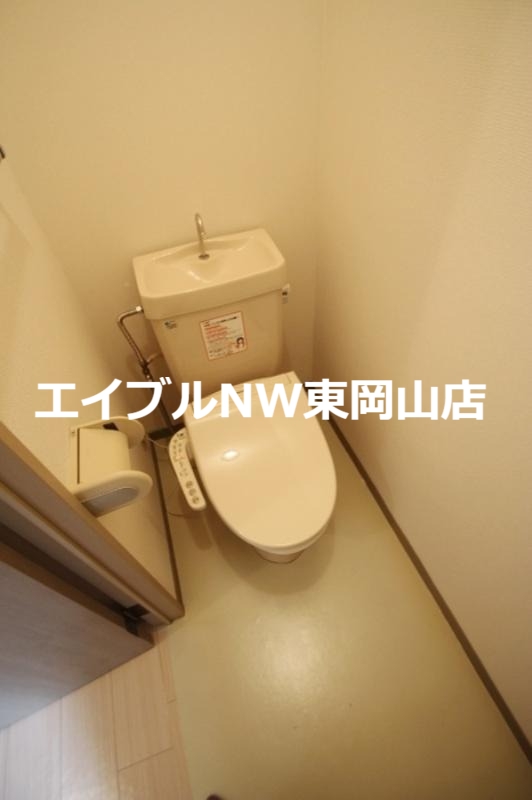 【クレセント中島のトイレ】