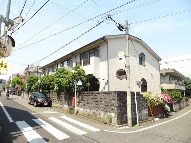 イマムラハイツの建物外観