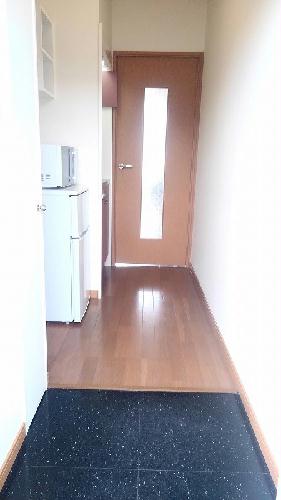 玄関　設備・仕様は号室により異なる為、現況を優先致します。