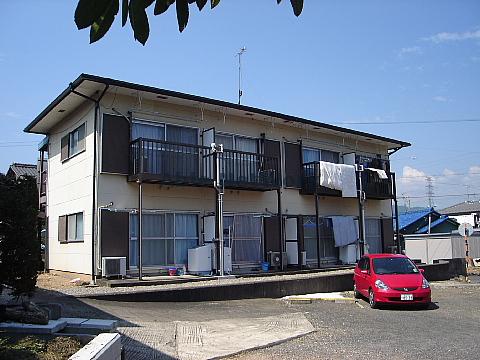 岐阜市三田洞のアパートの建物外観