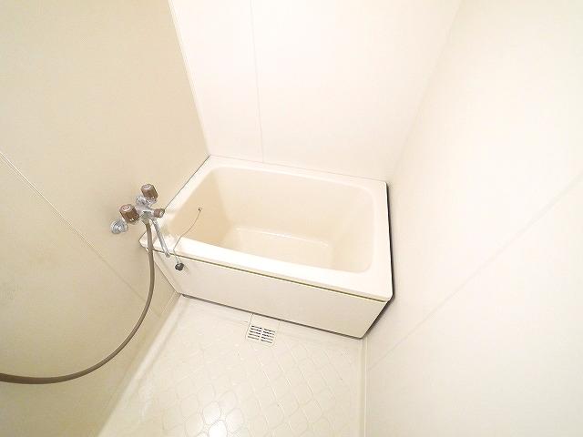 バス・シャワールーム　きれいなお風呂です