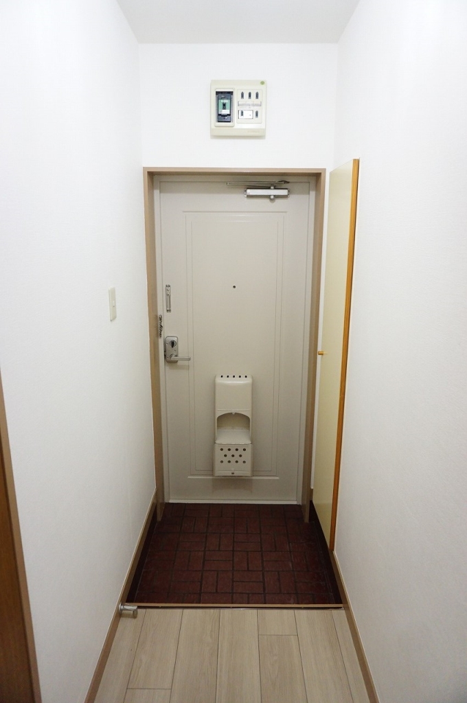 玄関　他住戸参考写真