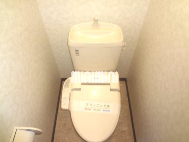 トイレ　ウォッシュレット付きです。