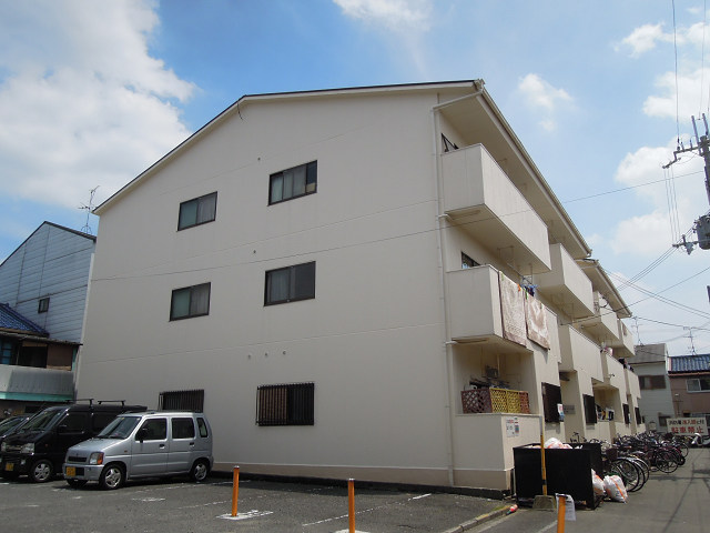 森田ツインコーポの建物外観