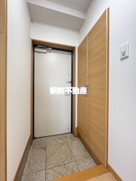 玄関　※同タイプ別部屋