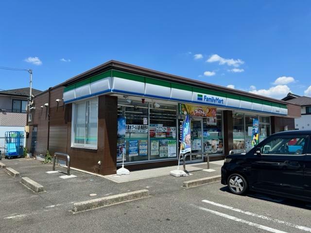 コンビニ　ファミリーマート岐阜薮田店（コンビニ）まで318m
