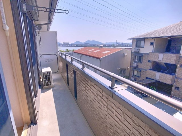 バルコニー　2025年8月撮影