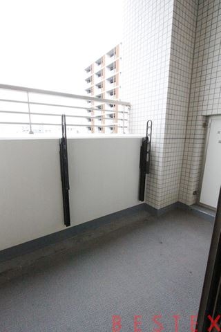 バルコニー　※別部屋の参考写真です。