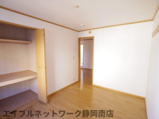 その他　スタンダードな洋室です