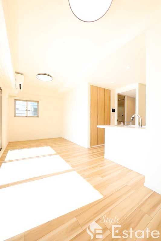 居室・リビング　リビング