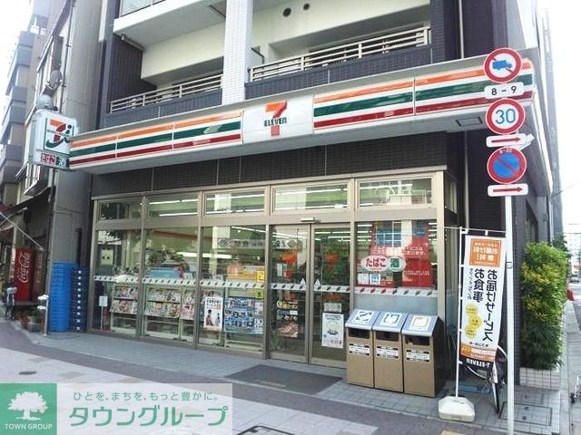 【中央区新川のマンションのコンビニ】